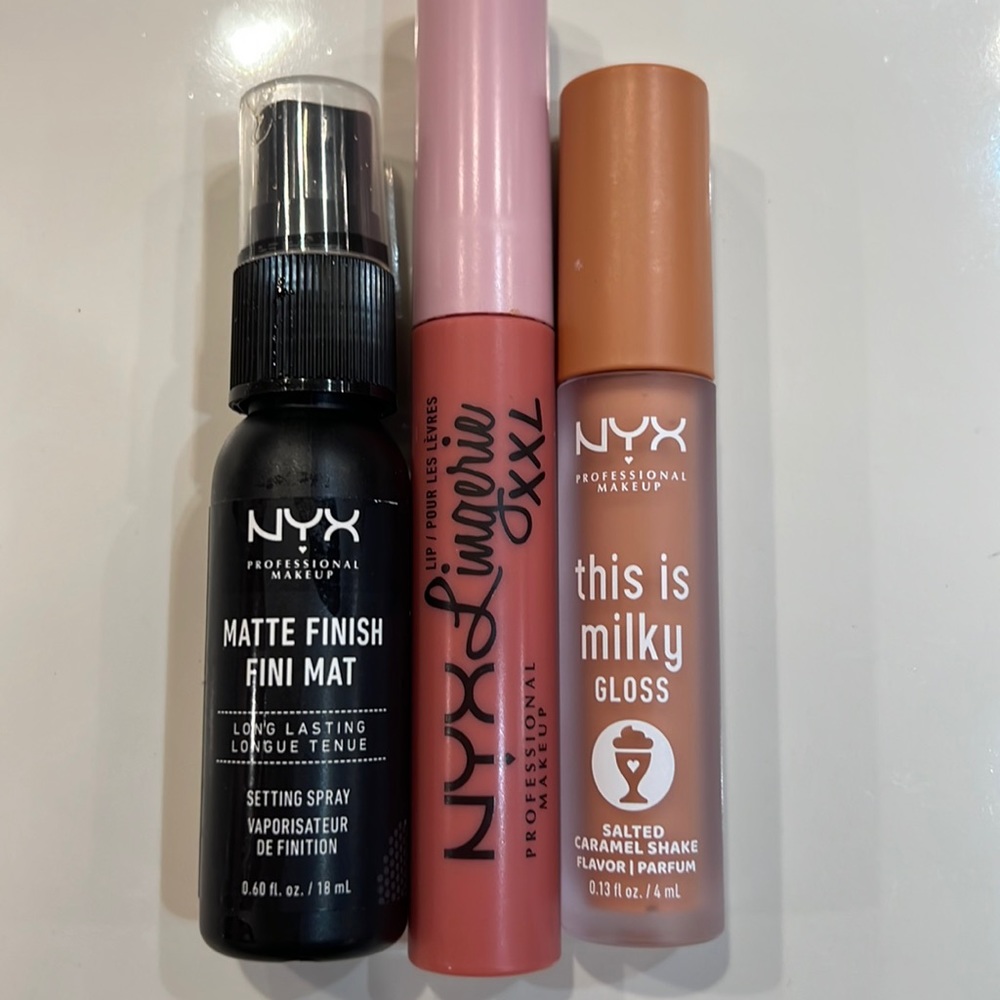 3x New Nyx: Lingerie Lip, Milky Salted Caramel gloss & Matte finish setting